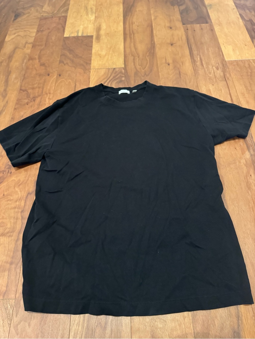 Aritzia Black Short-Sleeve Crewneck Tee